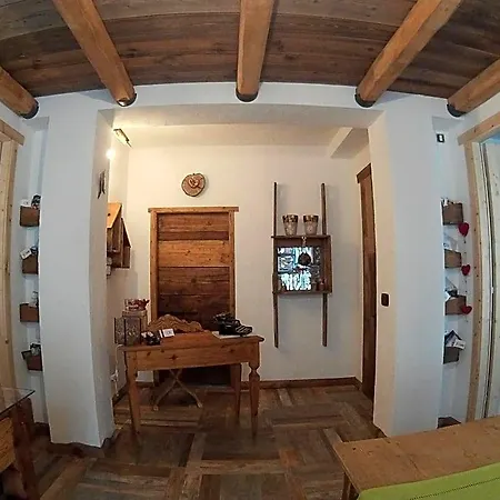 Le Ciaf Bed & Breakfast Temù